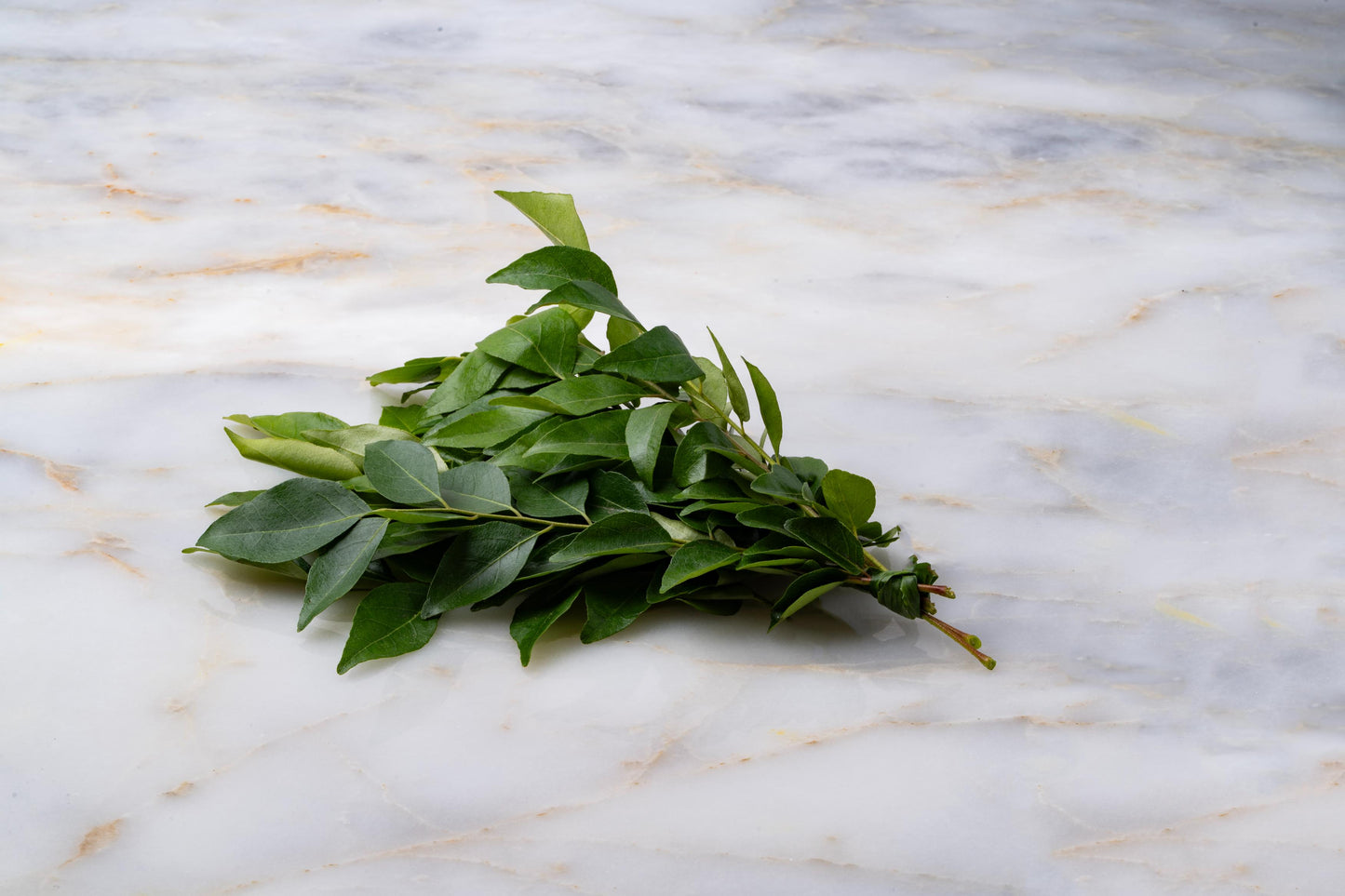 Curry Leaves (Kadi Patta) 100g