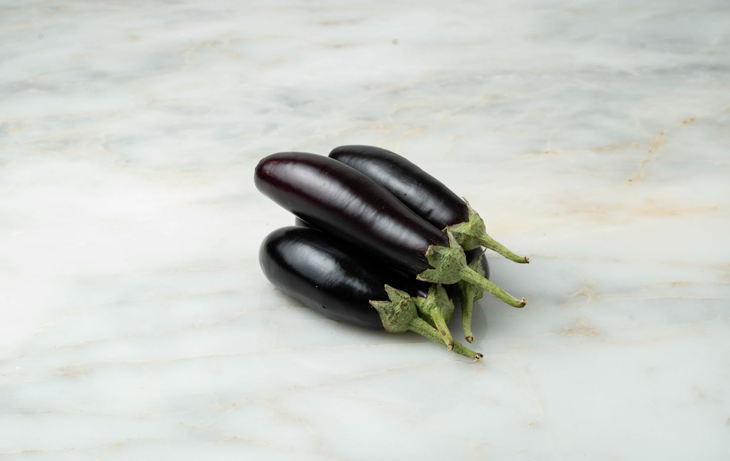 Egg plant -Long (500g)
