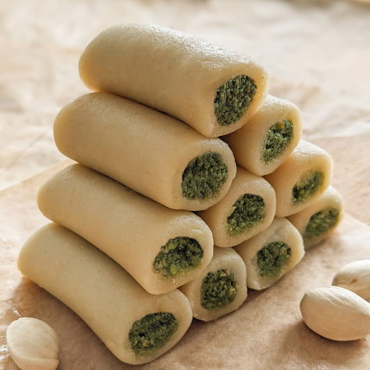 Kaju Pista Roll